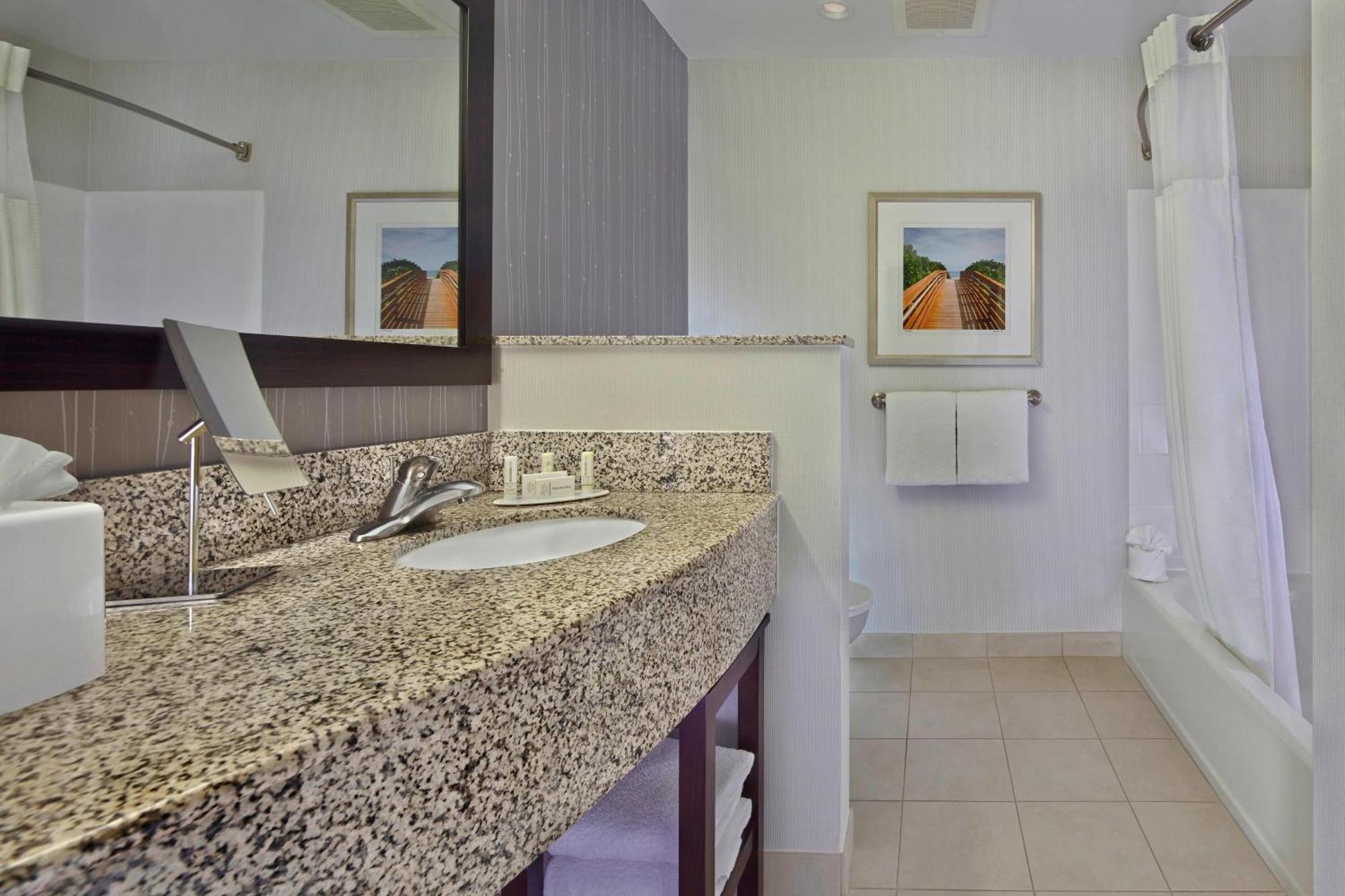 Courtyard By Marriott Stuart Hotel Ngoại thất bức ảnh