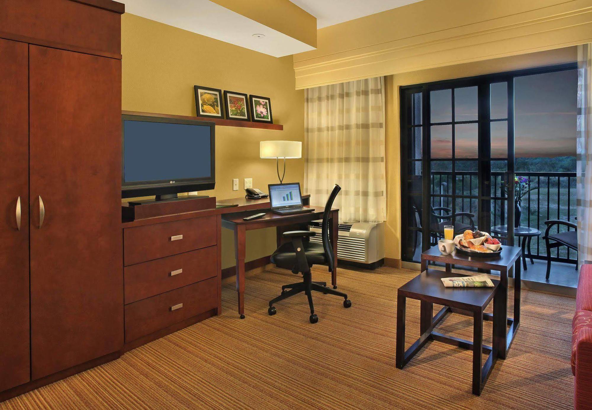 Courtyard By Marriott Stuart Hotel Ngoại thất bức ảnh