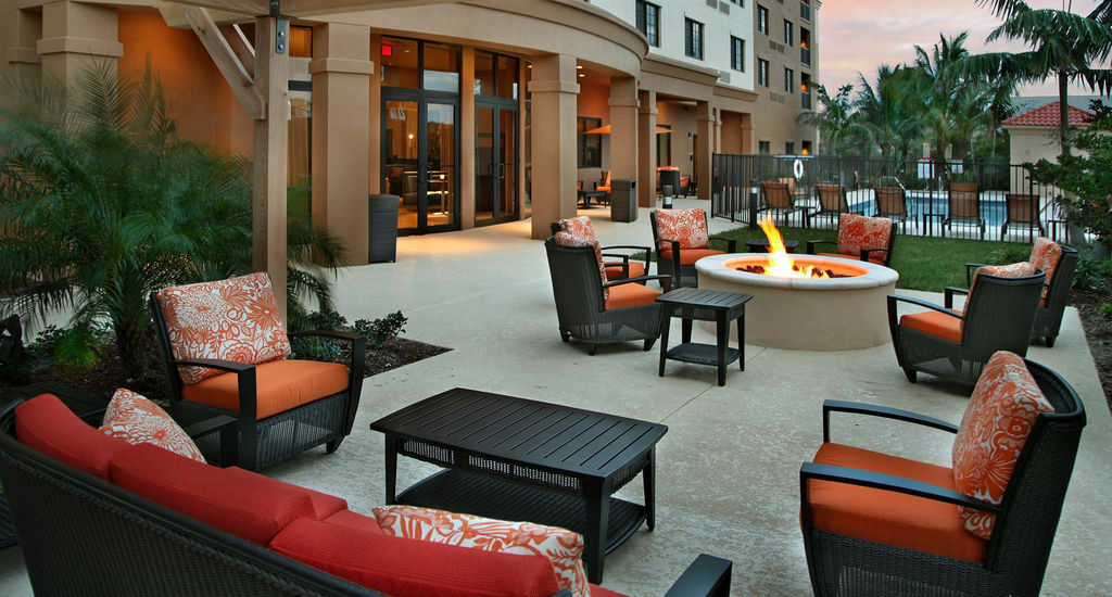 Courtyard By Marriott Stuart Hotel Ngoại thất bức ảnh