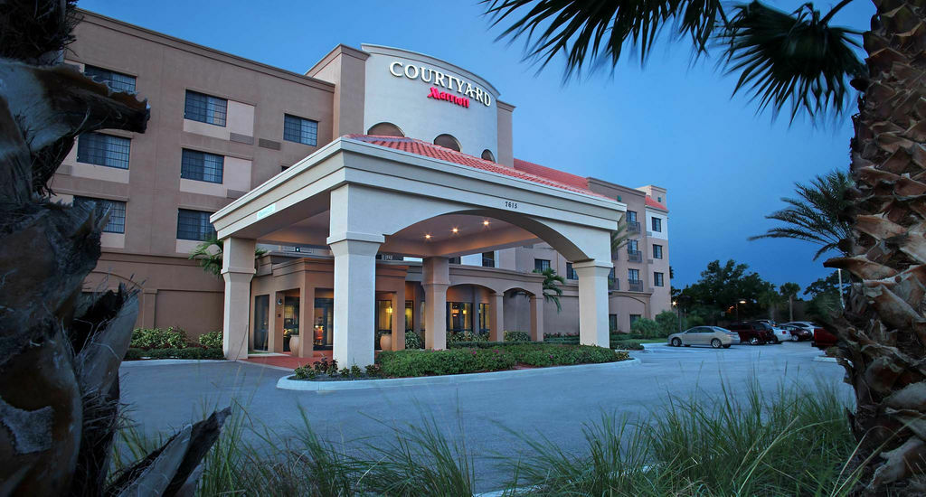 Courtyard By Marriott Stuart Hotel Ngoại thất bức ảnh